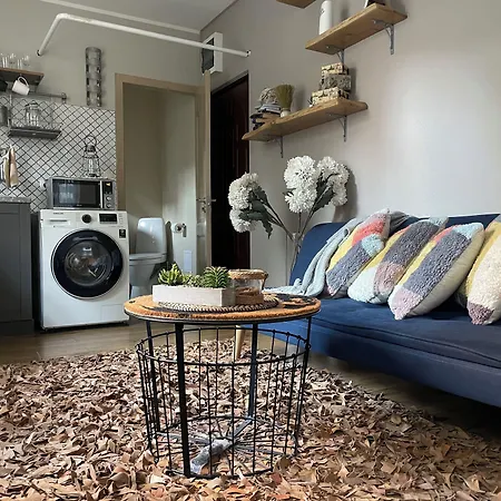 Apartment Pristine 1br In Center- Free Parking & Coffee Machine