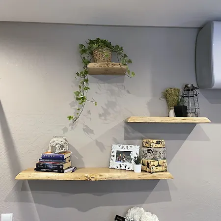 Pristine 1br In Center- Free Parking & Coffee Machine Рига