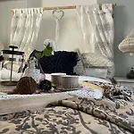 Pristine 1br In Center- Free Parking & Coffee Machine Apartamento Riga
