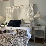 Pristine 1br In Center- Free Parking & Coffee Machine Riga